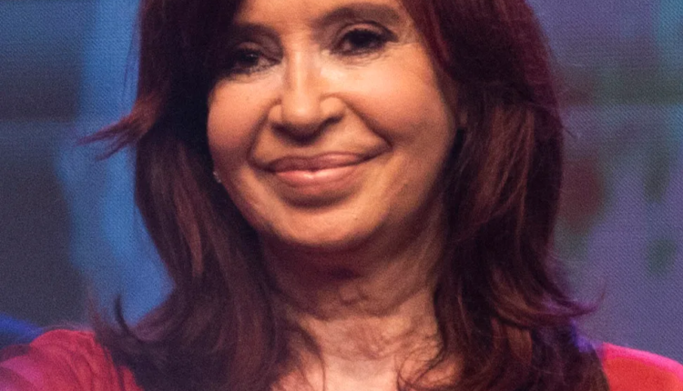Christina Fernandez Biography